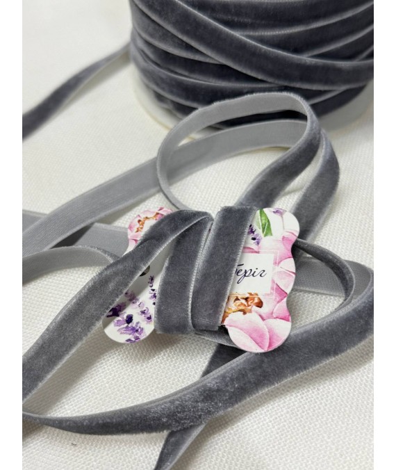 Velvet Ribbon Marill D00910-C65 — Grey, 1 cm, sold by length