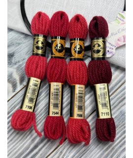 7106 Colbert DMC floss
