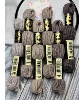 7065 Colbert DMC floss
