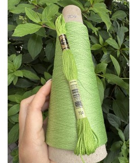 704 Італійській шовк (50г)
