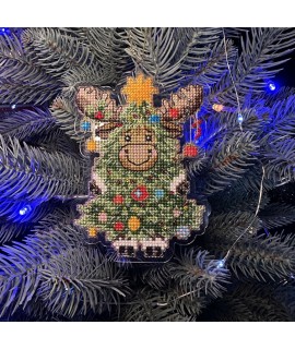 Carnival Moose — Christmas Ornament Cross Stitch, Beadwork & French Knot Kit (Clear Plastic)